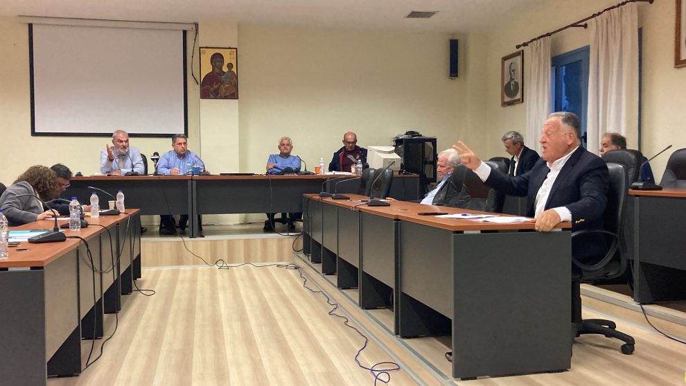 Δημοτικό Συμβούλιο Τριφυλίας: Αποκρουστική εικόνα  σε συζήτηση για ΠΕ3 Κυπαρισσίας