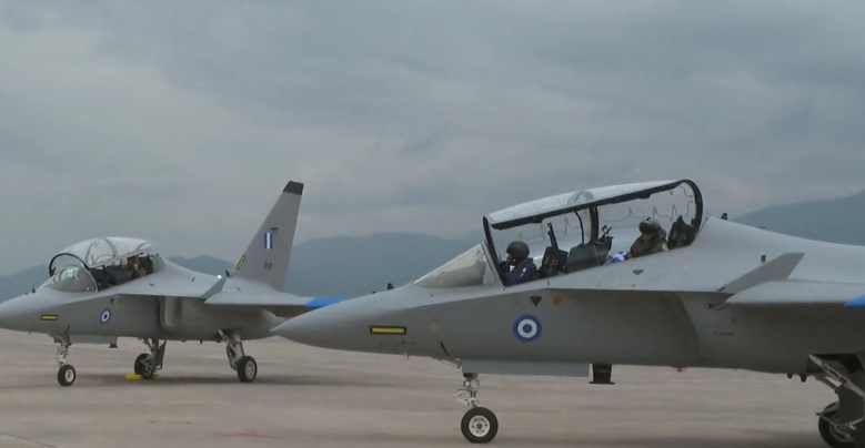 Στην Καλαμάτα τα πρώτα δυο υπερσύγχρονα αεροσκάφη M-346 (βίντεο)