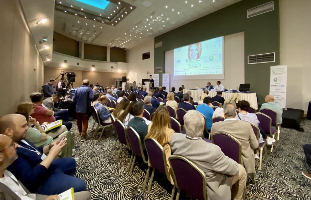 Καλαμάτα: Ξεκίνησε με ρεκόρ συμμετοχών το 36ο Συνέδριο της Ομοσπονδίας Συνεταιρισμών Φαρμακοποιών Ελλάδος