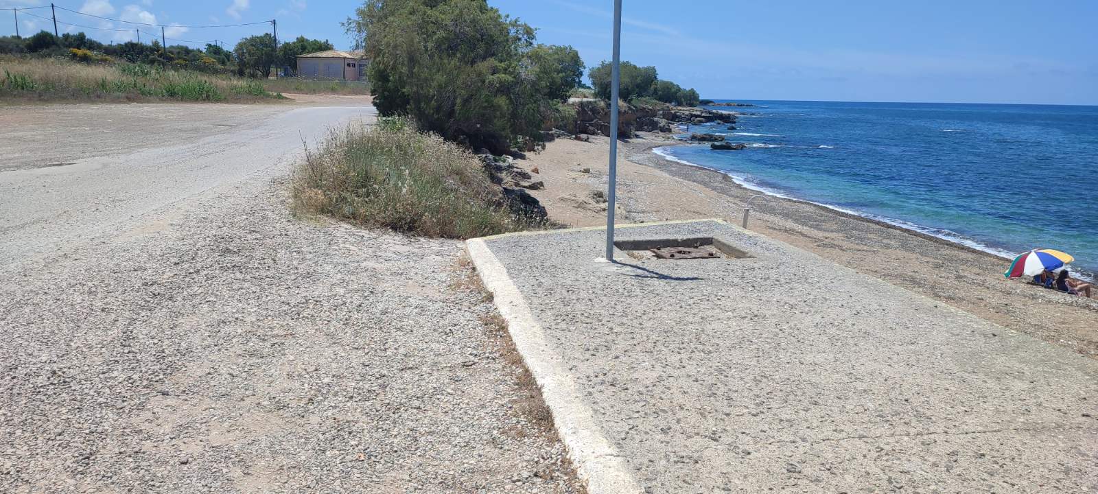 Κυπαρισσία: Διαμαρτυρία για μη καθαρισμό της κεντρικής παραλίας