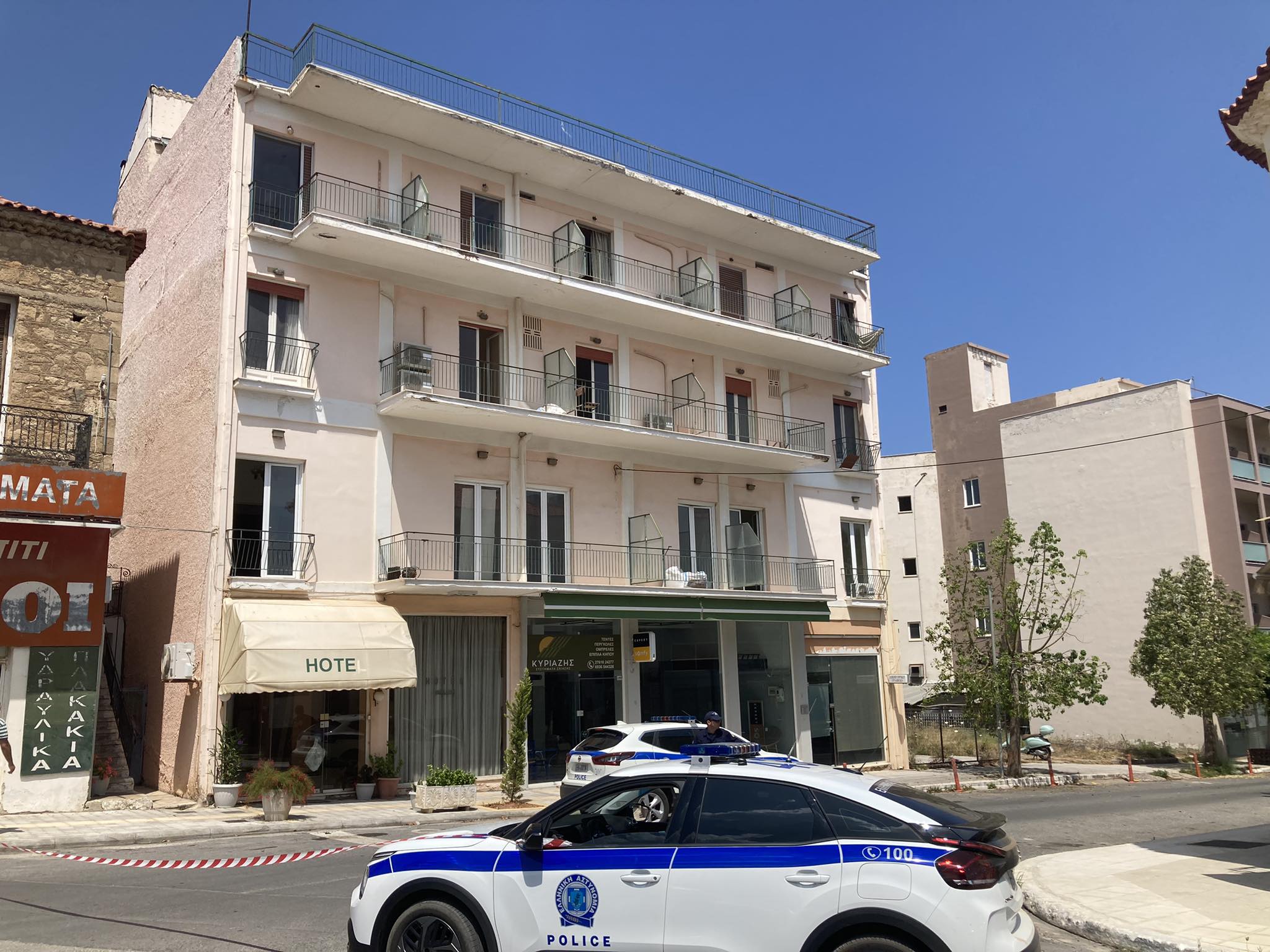 Εντοπίστηκαν χειροβομβίδες σε κτίριο στην Κυπαρισσια