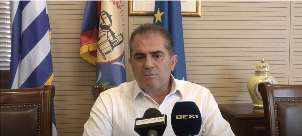 «Μπαρούτι» ο δήμαρχος Καλαμάτας  με συνεργάτες του στο Δημοτικό Συμβούλιο