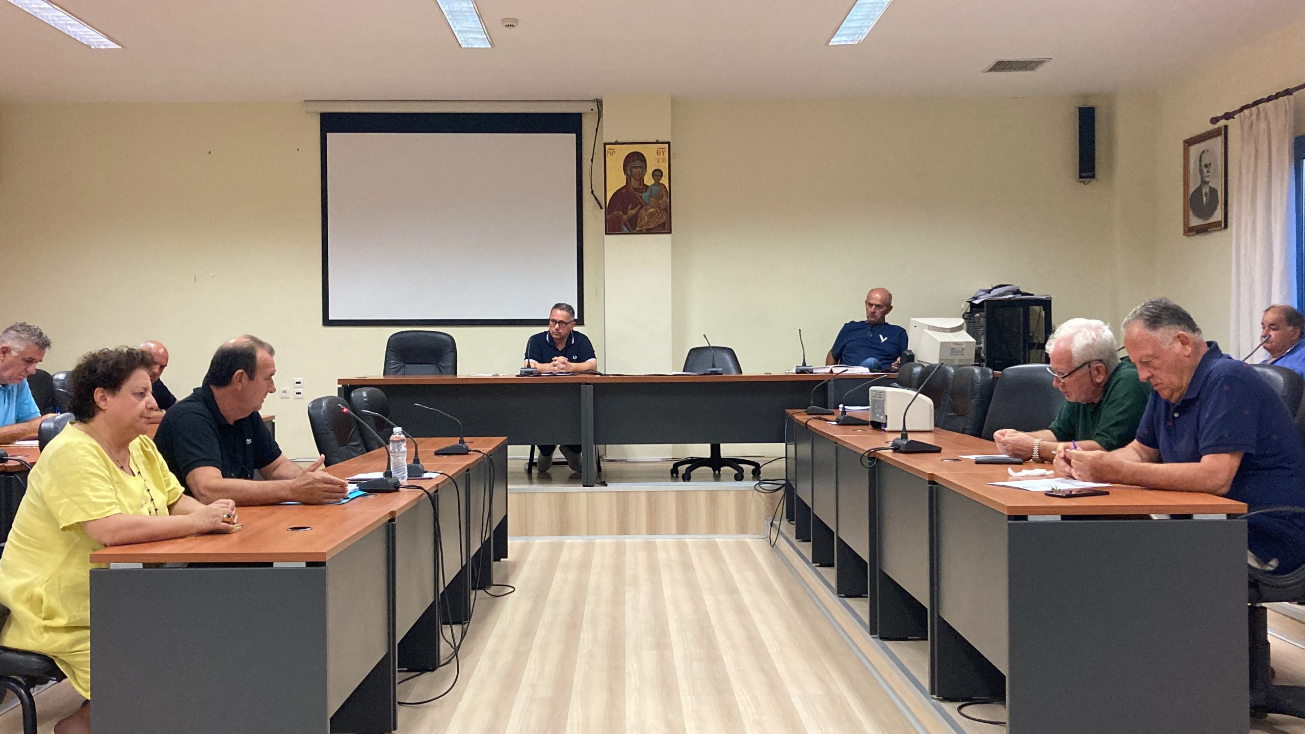 Δ.Σ. Τριφυλίας: «Χαλαρή», αν και προεκλογική, η προχθεσινή συνεδρίαση