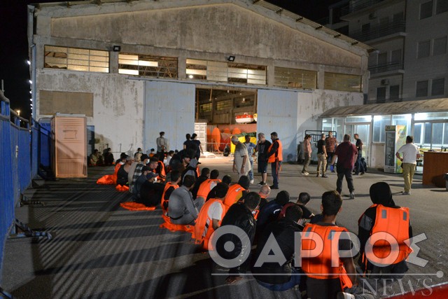 Λιμεναρχείο Καλαμάτας: Συνελήφθησαν οι διακινητές των διασωθέντων από το Τόμπρουκ της Λιβύης