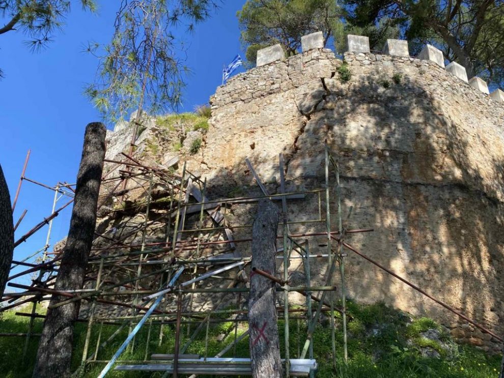 Προχωρά η ανάθεση της μελέτης για τη στερέωση μέρους των τειχών του Κάστρου Καλαμάτας