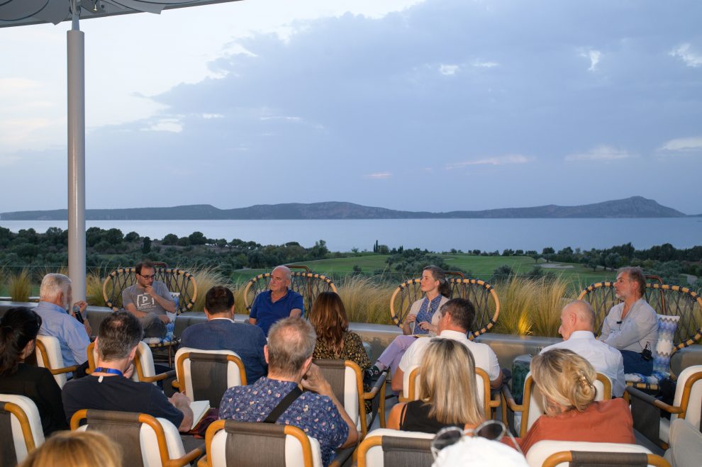 «Democracy & Wellbeing Weekend» στην Costa Navarino