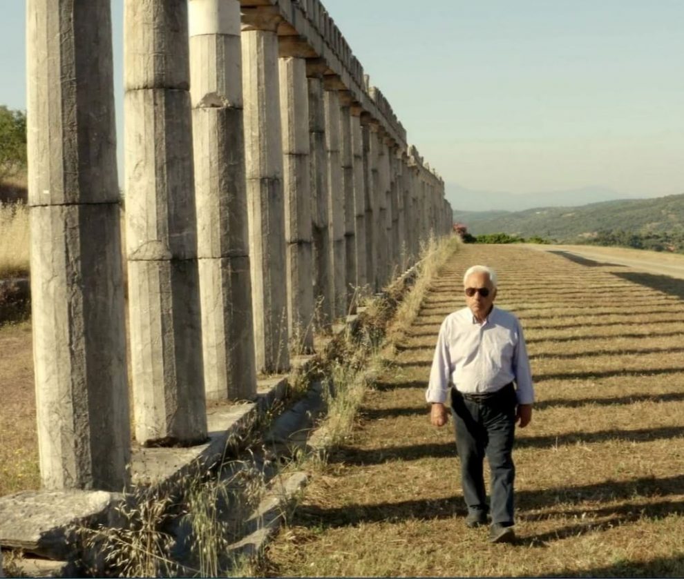 Διάζωμα: “Έφυγε ο Πέτρος μας”