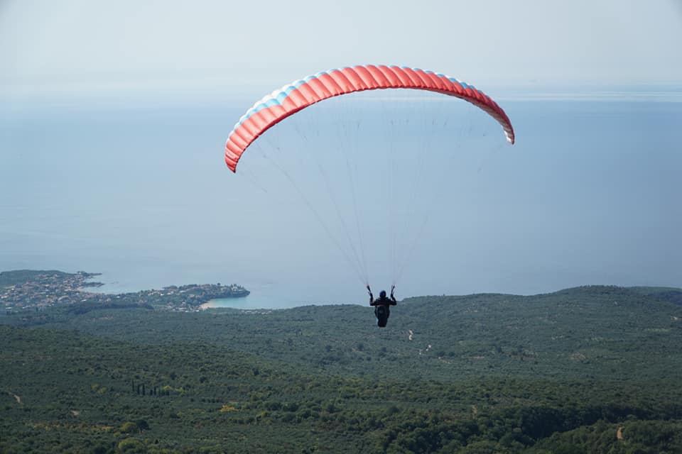 Πανελλήνιος διαγωνισμός  «παραπέντε» στη Μάνη