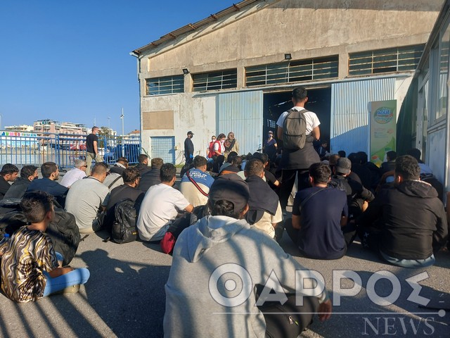 Διάσωση μεταναστών: Συνελήφθησαν τέσσερις διακινητές