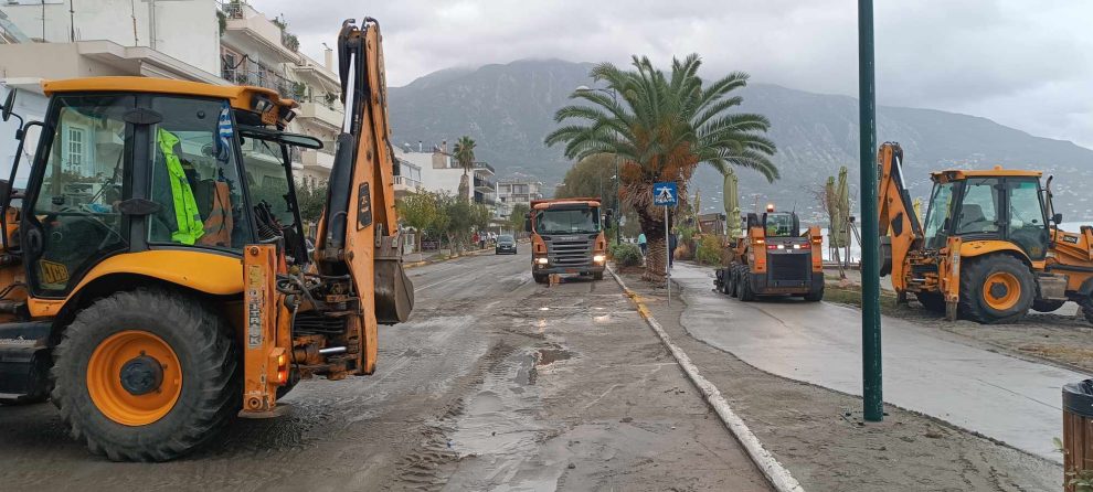 Καλαμάτα: Βγήκε η θάλασσα στη Ναυαρίνου