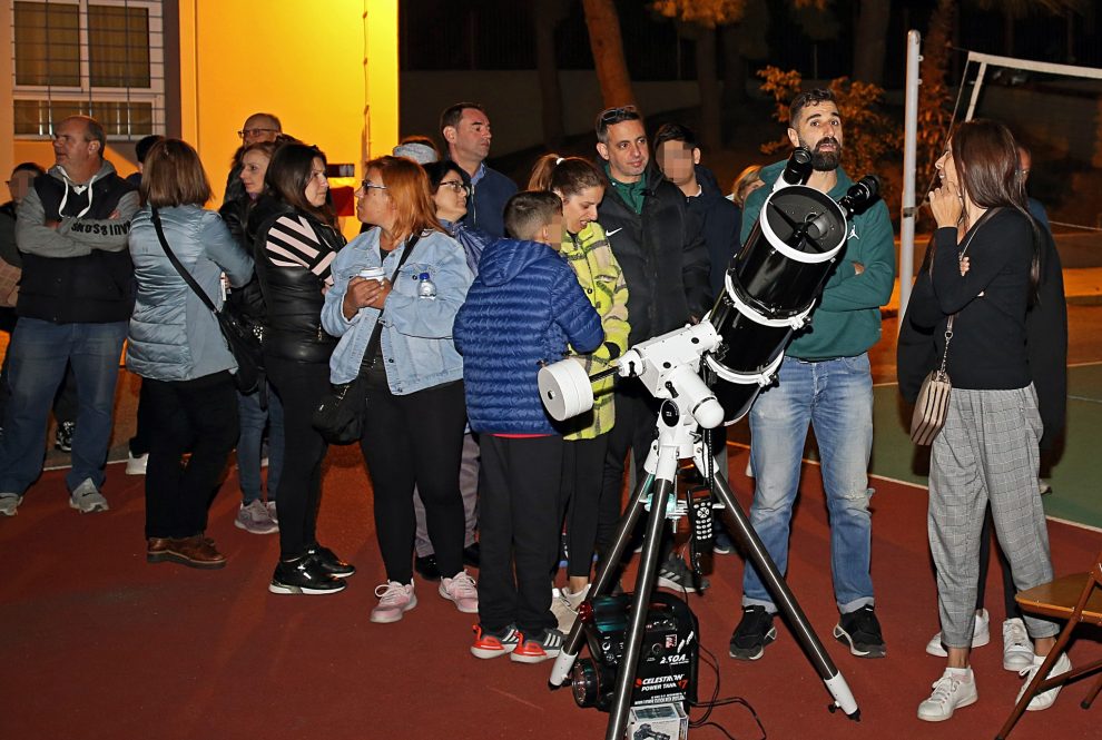 Το 7ο Πειραματικό Γυμνάσιο… έφτασε  με τα τηλεσκόπια στο ηλιακό σύστημα