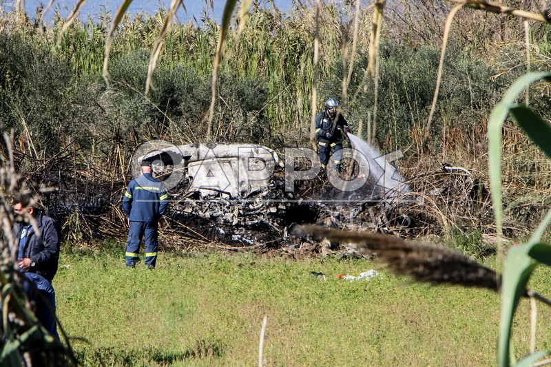 Πτώση Τ2: Έρευνα στα συντρίμμια για τα αίτια της πτώσης του αεροσκάφους