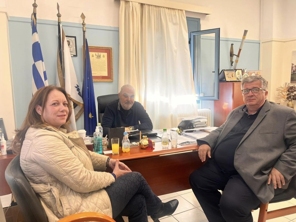 Αλιευτικό Μαραθόπολης: Συνάντηση Λεβεντάκη  με Αλεξανδρόπουλο για τις ζημιές
