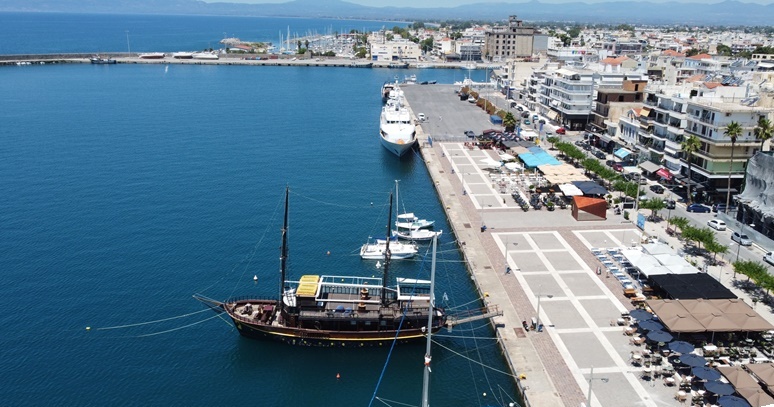 Λιμάνι Καλαμάτας: Θέσεις πρόσδεσης σκαφών  και παραχώρηση χερσαίων χώρων