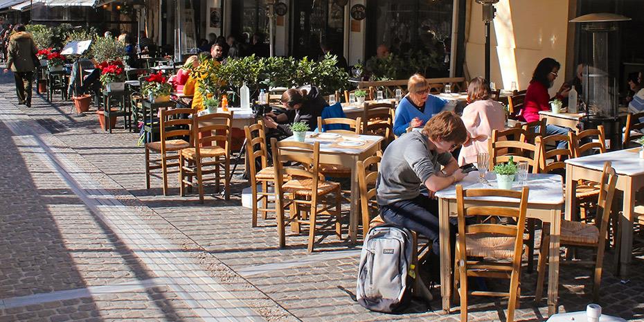 «Πεθαίνουν» πριν καν κλείσουν τα 10 χρόνια οι μισές ελληνικές επιχειρήσεις