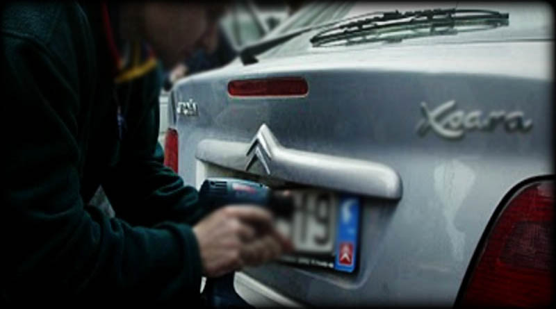 Νέα ομάδα Ρομά έκλεβε πινακίδες αυτοκινήτων για να επιδίδεται μετά σε κλοπές
