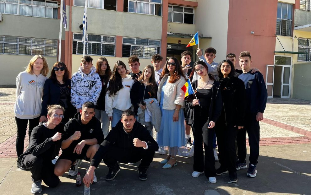 1ο Γυμνάσιο Καλαμάτας: Φιλοξενία 12 μαθητών και δύο καθηγητριών από τη Ρουμανία