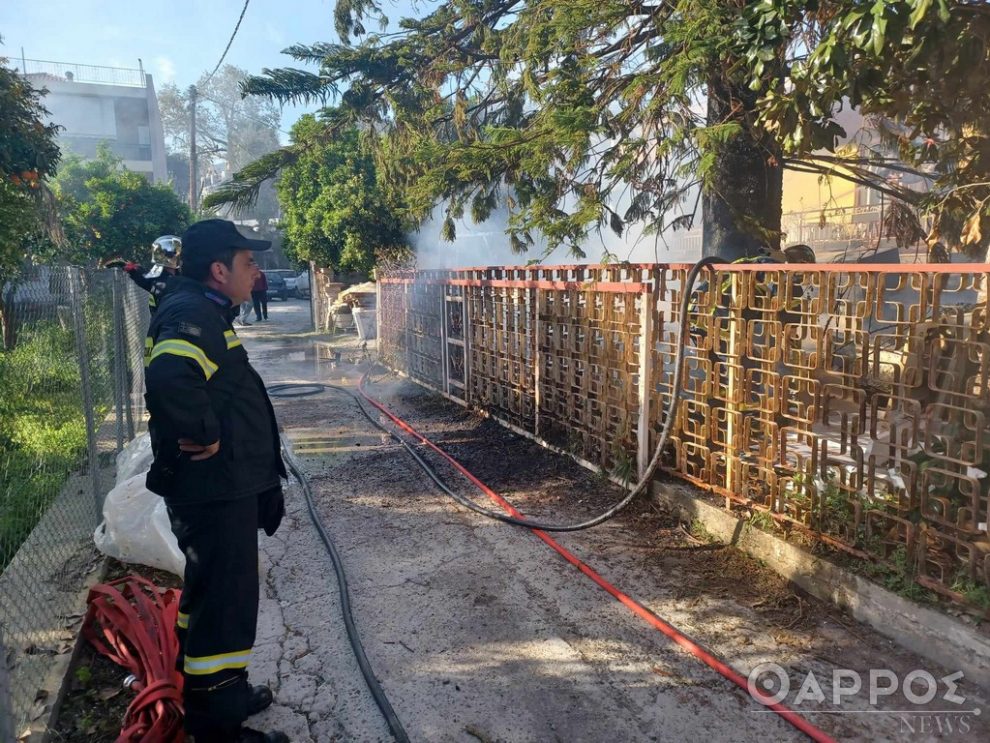 Φωτιά σε σπίτι στην Αρτέμιδος