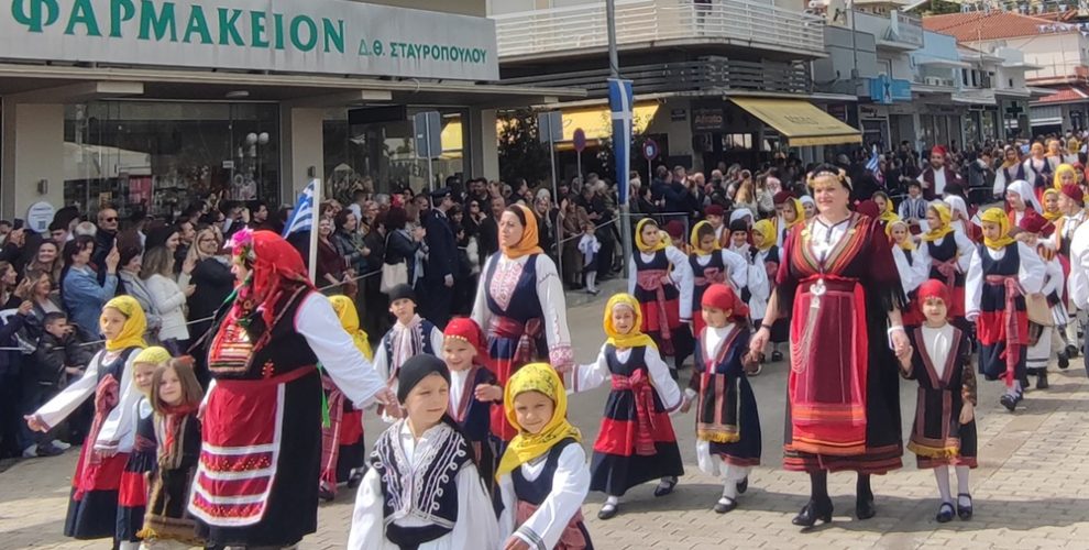 Λαμπρός ο εορτασμός της 25ης Μαρτίου στη Μεσσήνη