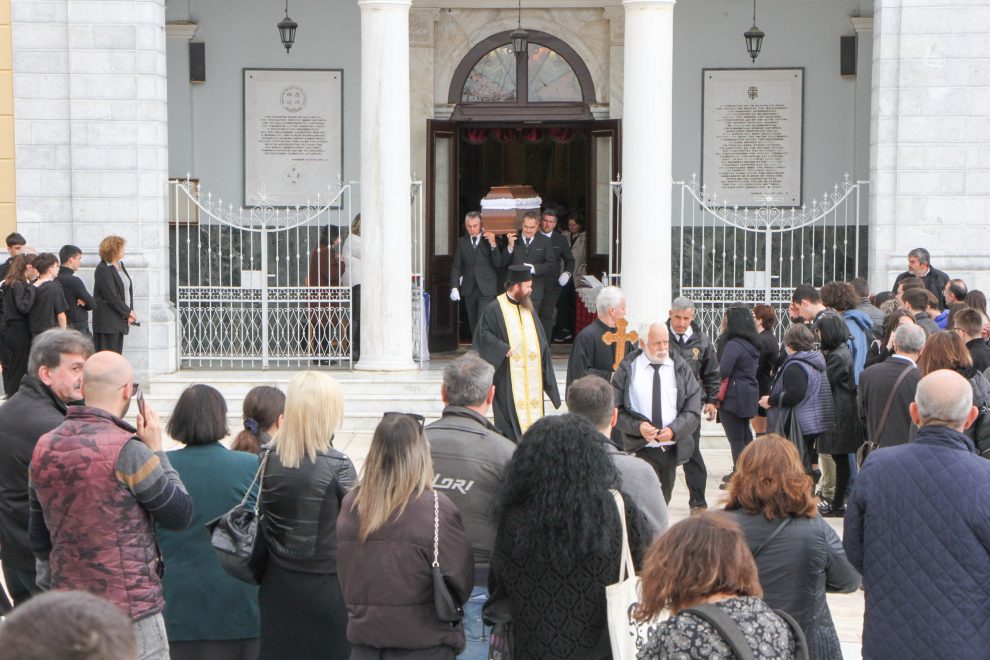Κηδεία Νίκου Ζαχαριά: Η Καλαμάτα αποχαιρέτησε έναν σπουδαίο άνθρωπο