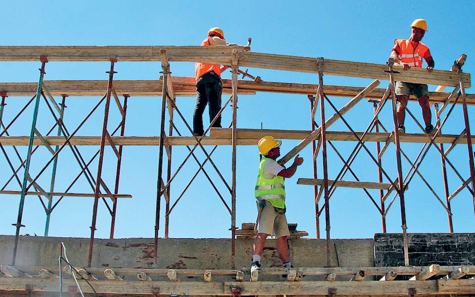 Μειώθηκαν οι ρυθμοί αύξησης της οικοδομικής  δραστηριότητας στην Περιφέρεια Πελοποννήσου