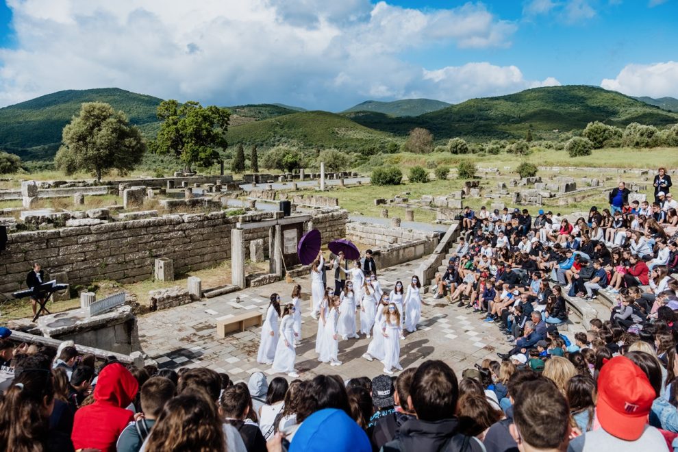 11ο Διεθνές Νεανικό Φεστιβάλ Αρχαίου Δράματος: Με τις «Νεφέλες» έπεσε χθες η αυλαία