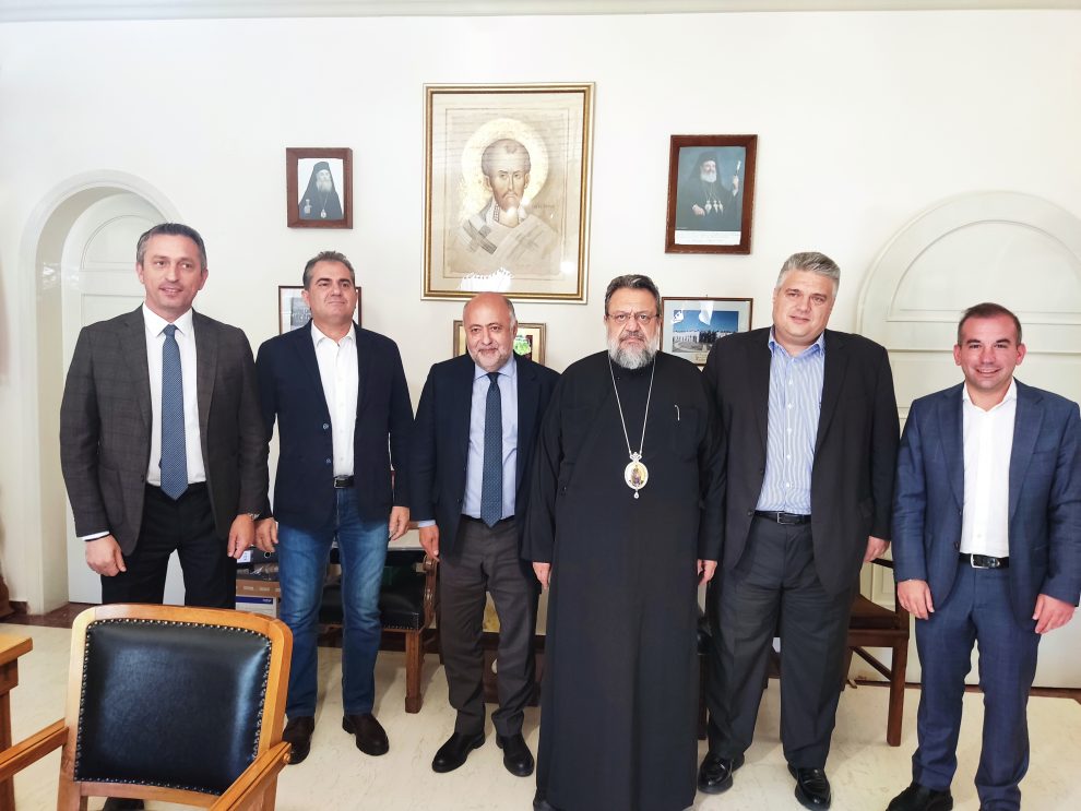 Ο Δημήτρης Τσιόδρας στον μητροπολίτη Μεσσηνίας