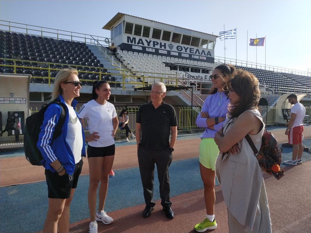 Καλαμάτα: Επίσκεψη στο στάδιο από την Ολυμπιονίκη Βούλα Πατουλίδου
