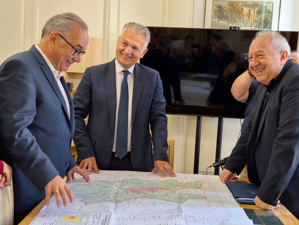 «Τρέχουν» πάνω από 750.000.000 ευρώ σε έργα  ΣΔΙΤ είπε ο Νίκος Παπαθανάσης από την Τρίπολη