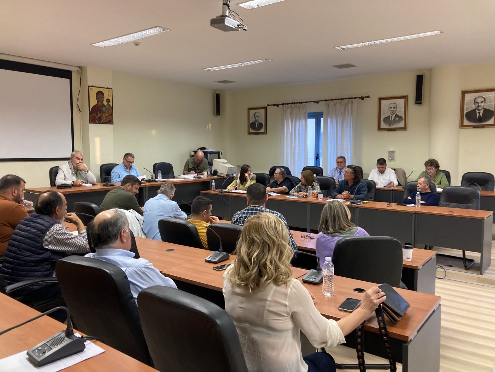 Προπηλακισμοί Λεβεντάκη σε Κατρίτση στο Δημοτικό Συμβούλιο Τριφυλίας