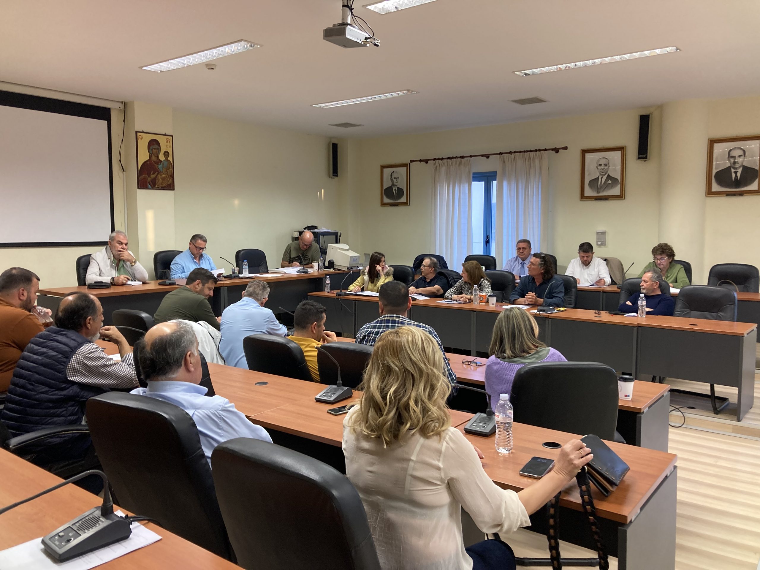 Προπηλακισμοί Λεβεντάκη σε Κατρίτση στο Δημοτικό Συμβούλιο Τριφυλίας