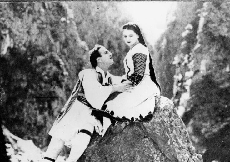 «ΘΑΡΡΟΣ» 6 Ιανουαρίου 1929: Αναδρομές- θεατρικά