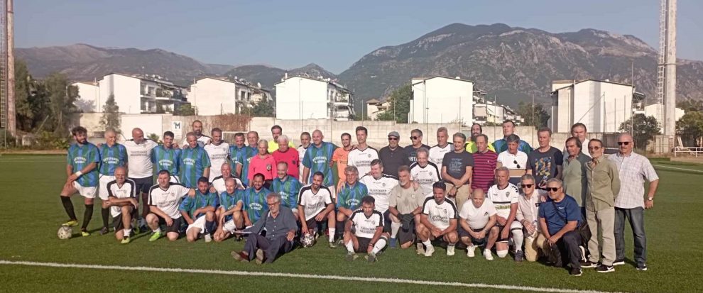 Η νεότερη γενιά Παλαιμάχων της Καλαμάτας τίμησε την ομάδα της σεζόν 1971 – 72