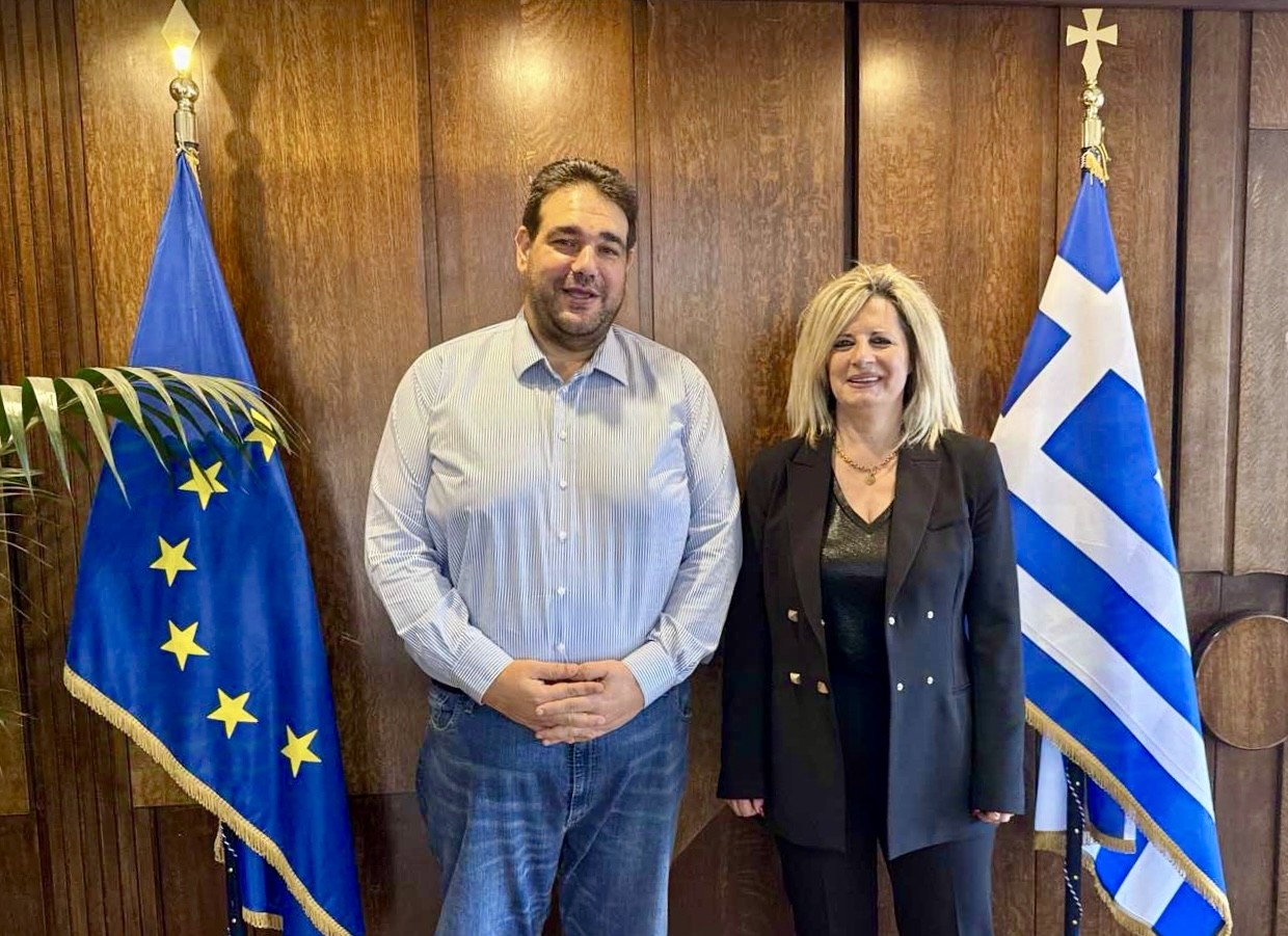 Συνάντηση με τον υπουργό  Εσωτερικών είχε η δήμαρχος  Οιχαλίας