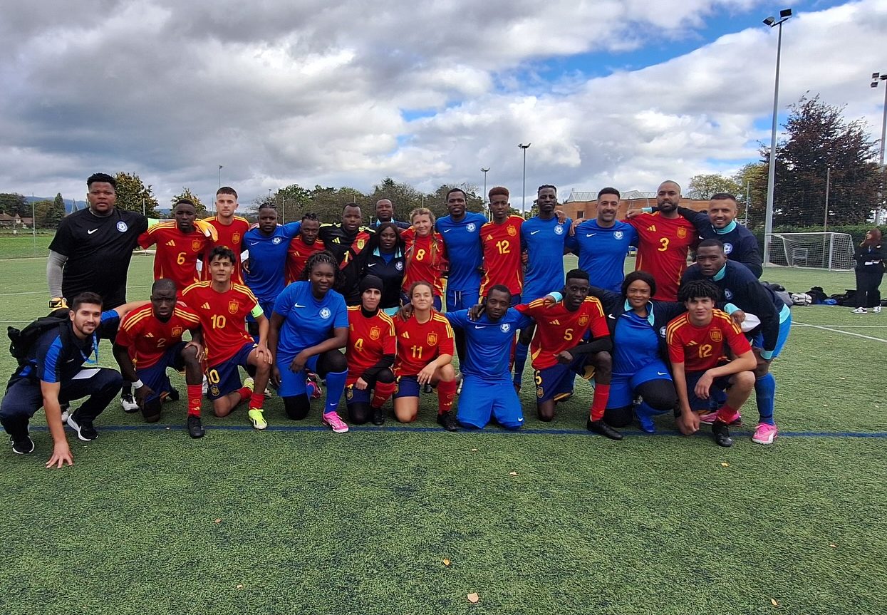 Unity Euro Cup: «Χάλκινη» η Ελλάδα στο κύπελλο των προσφύγων με χατ τρικ του Μπάμπα του Παμίσου