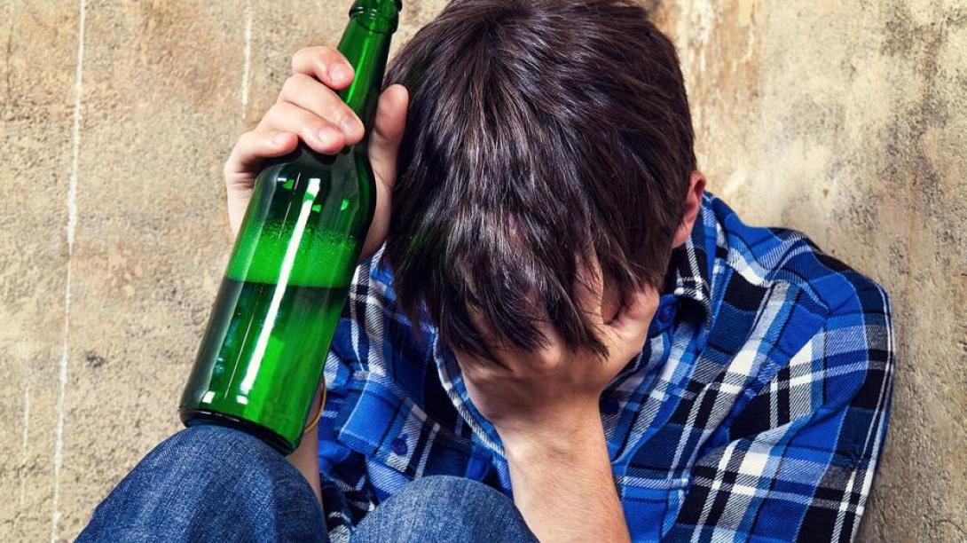 Ανήλικοι: Ξεκινά το “Safe Youth”,  έρχονται έλεγχοι για αλκοόλ