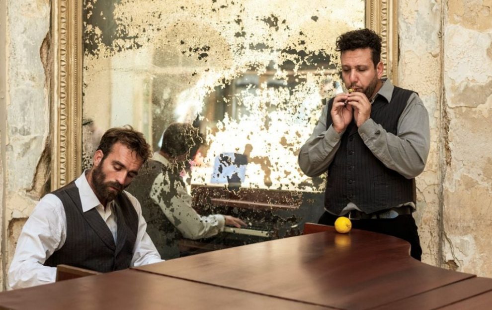 Lemon: Η sold-out παράσταση  για πρώτη φορά στην Καλαμάτα