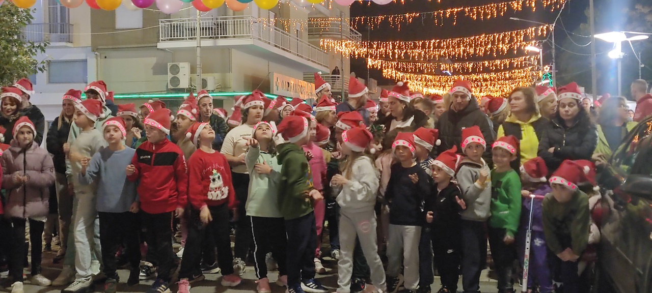 Πολύ κέφι για μικρούς και μεγάλους  στο «Christmas Night Run Μεσσήνης»