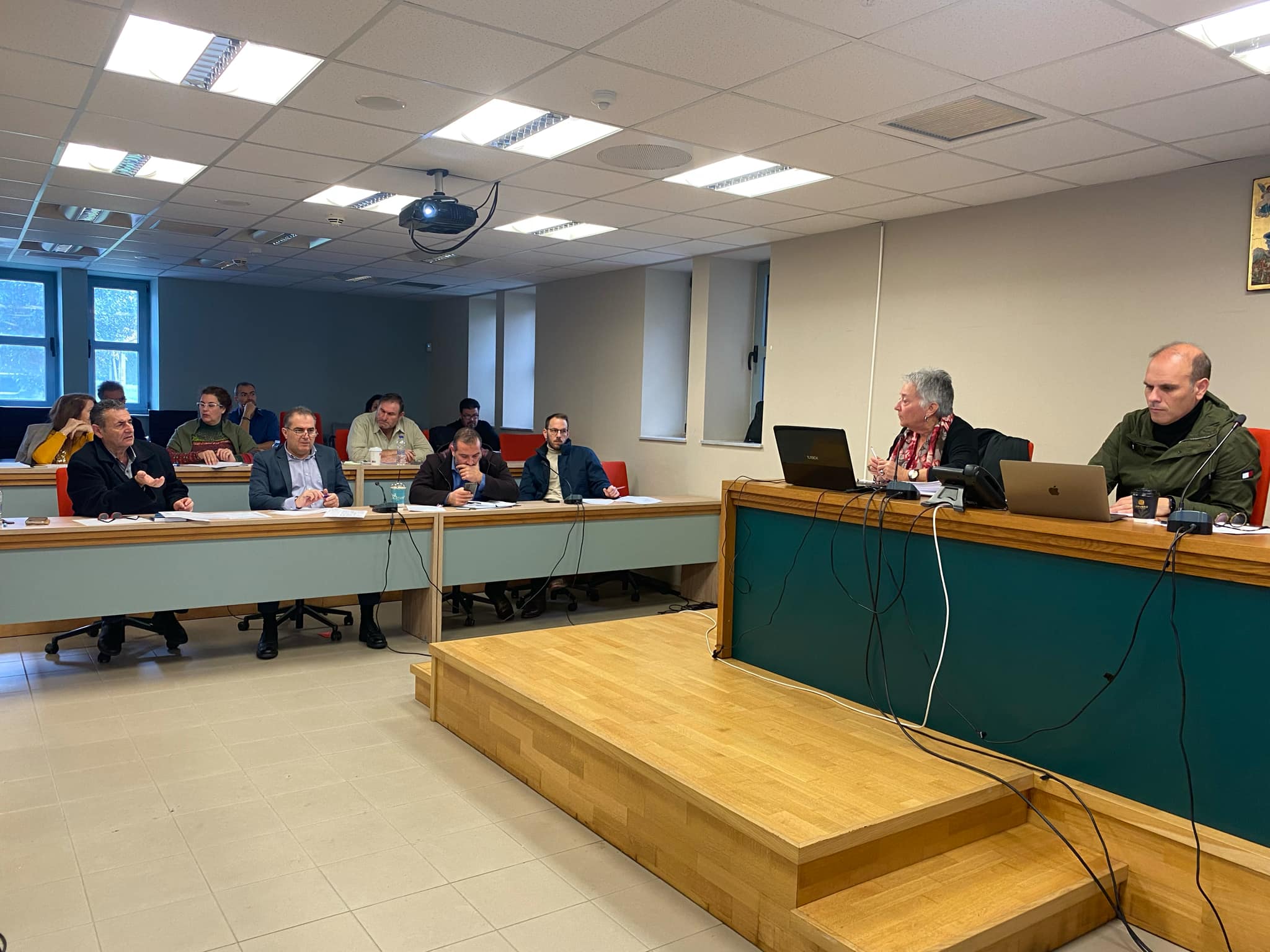 Σύσκεψη στο Δήμο Καλαμάτας για συγχρηματοδοτούμενα προγράμματα