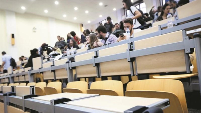 Υπουργείο Παιδείας: Ανοιχτό το ενδεχόμενο ευνοϊκής  ρύθμισης για τους «αιώνιους φοιτητές»