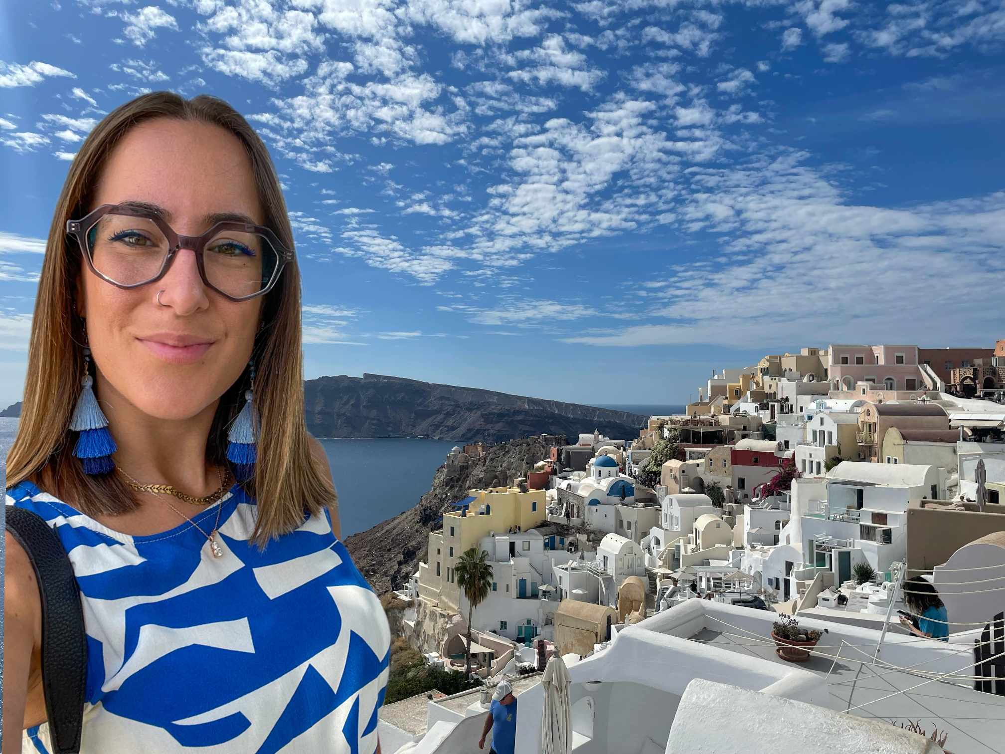 Δήμητρα Σωτηροπούλου: Η Καλαματιανή εκπαιδευτικός που εργάζεται στη Σαντορίνη μας μιλά για τους σεισμούς