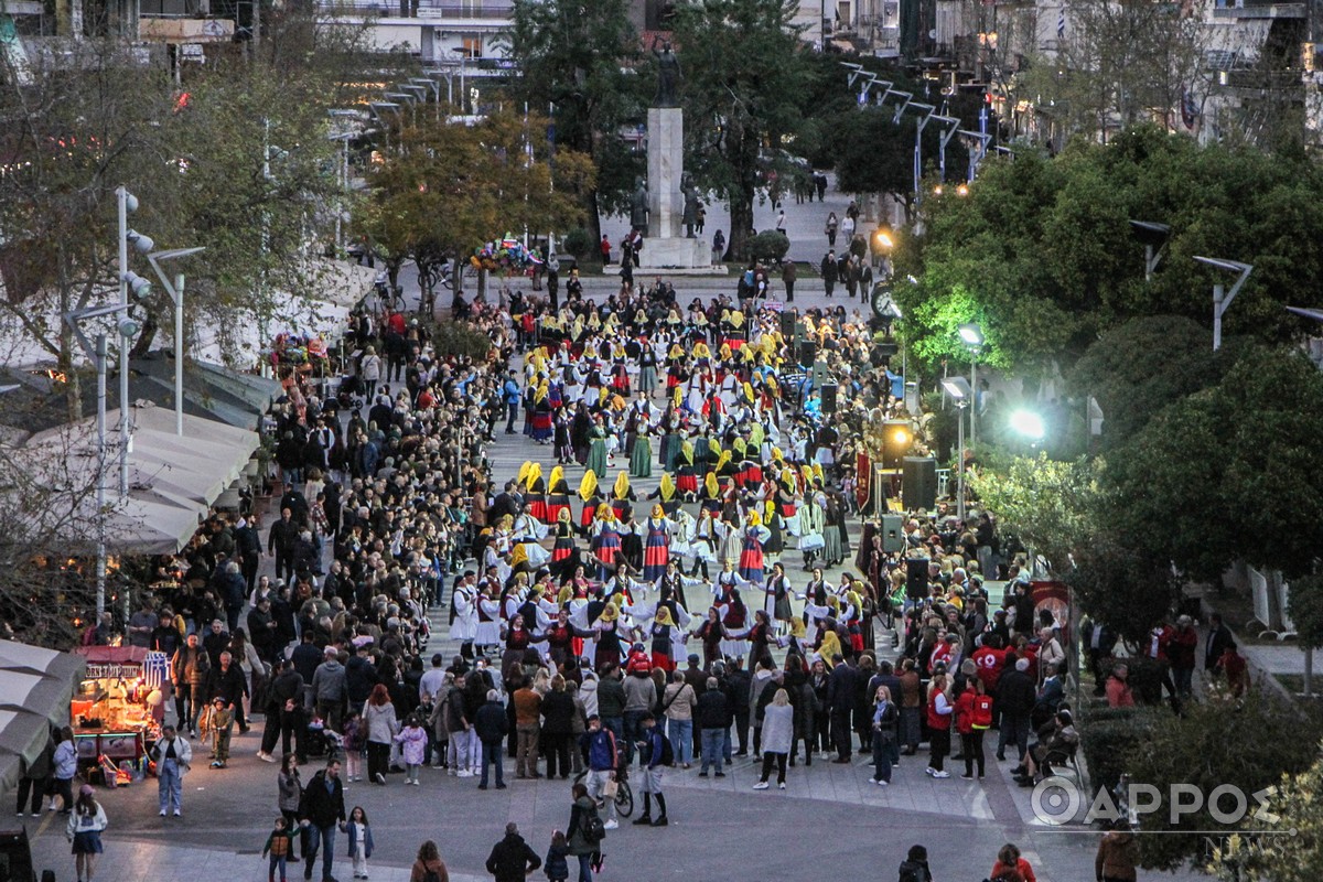 «Καλαματιανέ μου αέρα»: Με επιτυχία το φετινό χορευτικό αντάμωμα