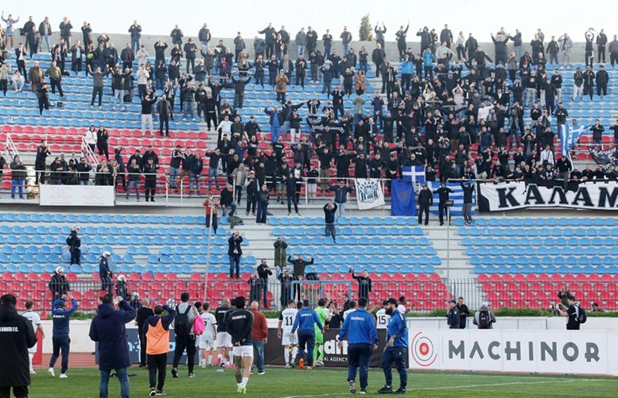 Χωρίς φιλάθλους και με αμφίβολη συμμετοχή Τσελεπίδη στη Ν. Σμύρνη η Καλαμάτα