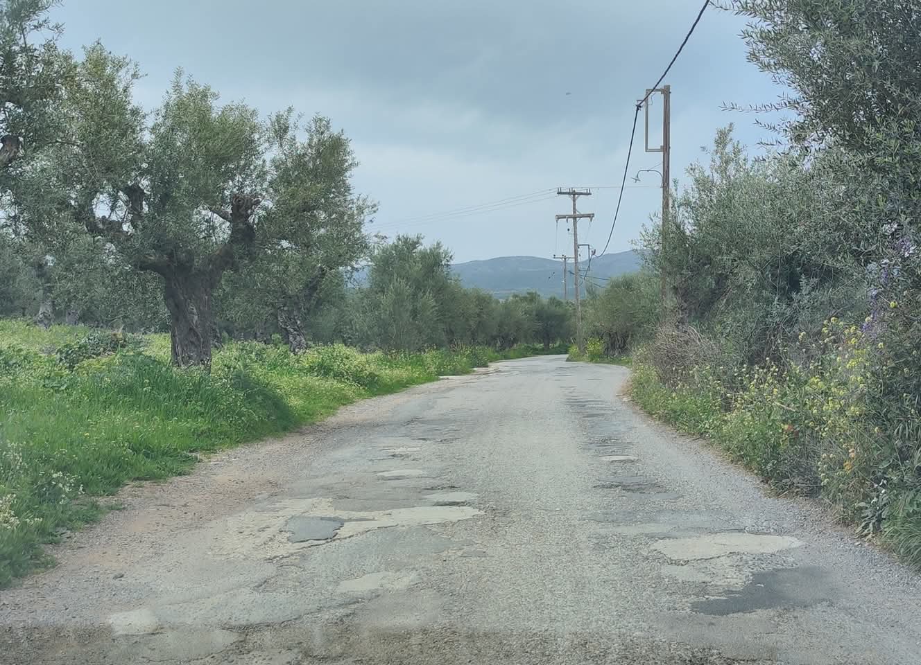 Επικίνδυνος ο δρόμος Νέα Κορώνη  – Χωματερό-Καπλάνι- Φοινικούντα