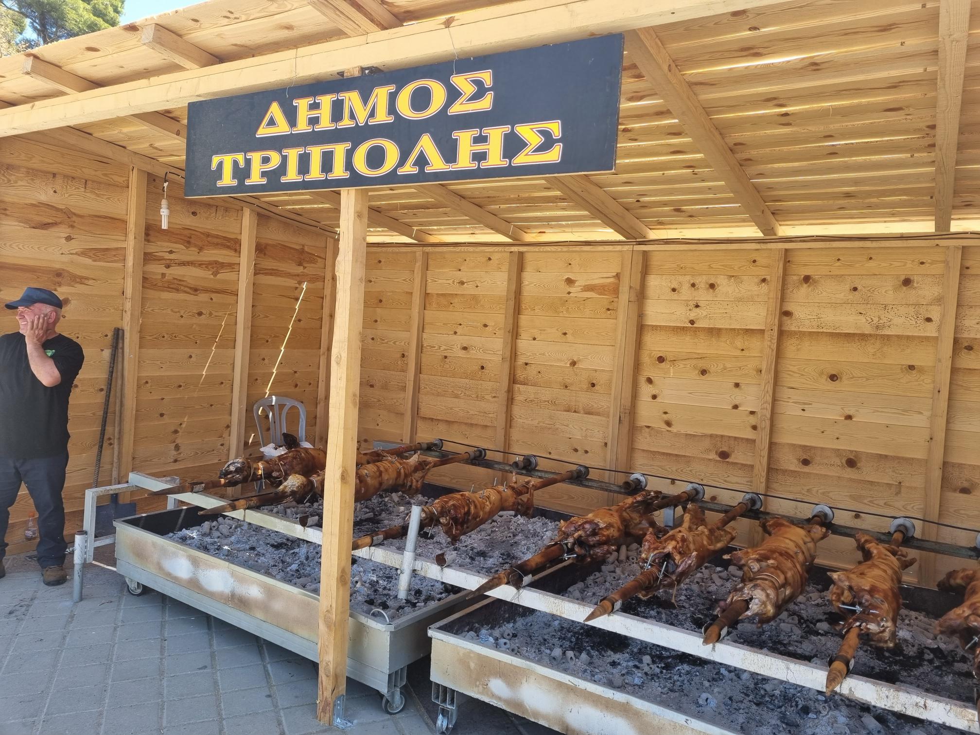 Καλαμάτα: Πάσχα με γαριδάκια και σοκολάτες για αρκετούς επισκέπτες…