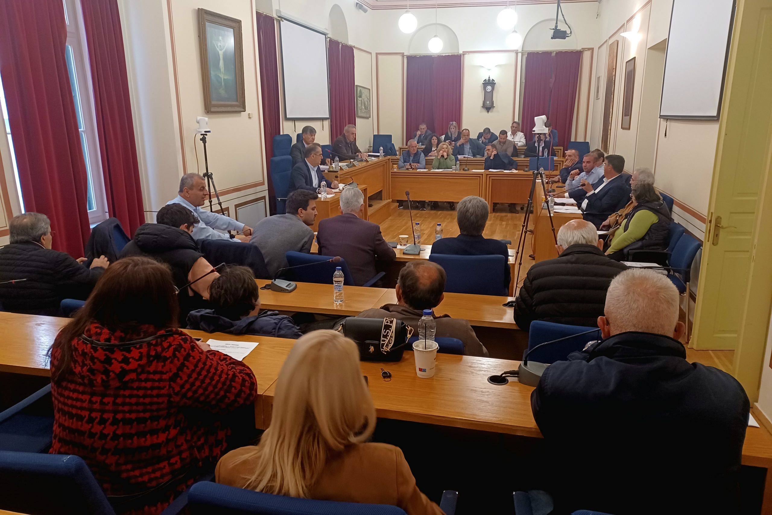 Άλλη μια φορά… για την απαράδεκτη  λειτουργία του Δημοτικού Συμβουλίου
