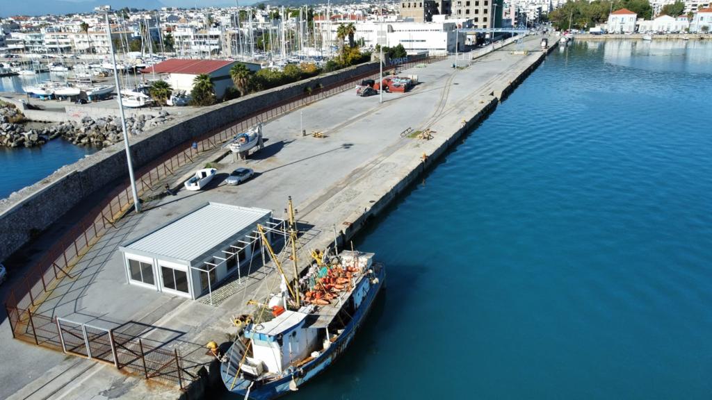 Φτερό υδροπλάνου… θα αργήσει να δει ο Μεσσηνιακός κόλπος