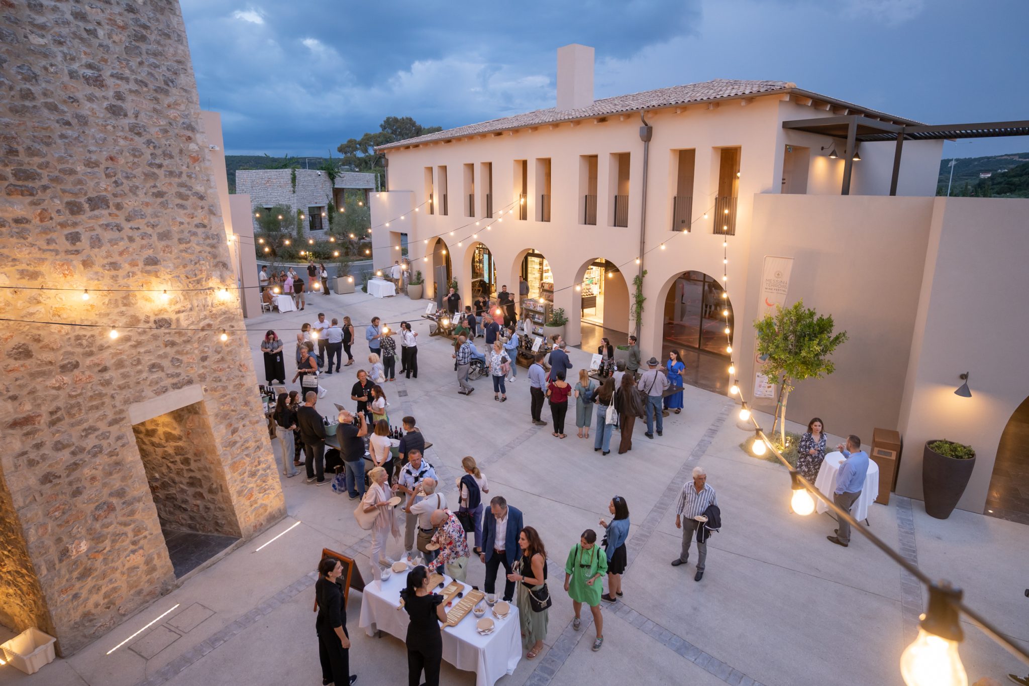 Costa Navarino: Messinia Terroirs Wine Festival από 13 έως 15 Ιουνίου στη Navarino Agora