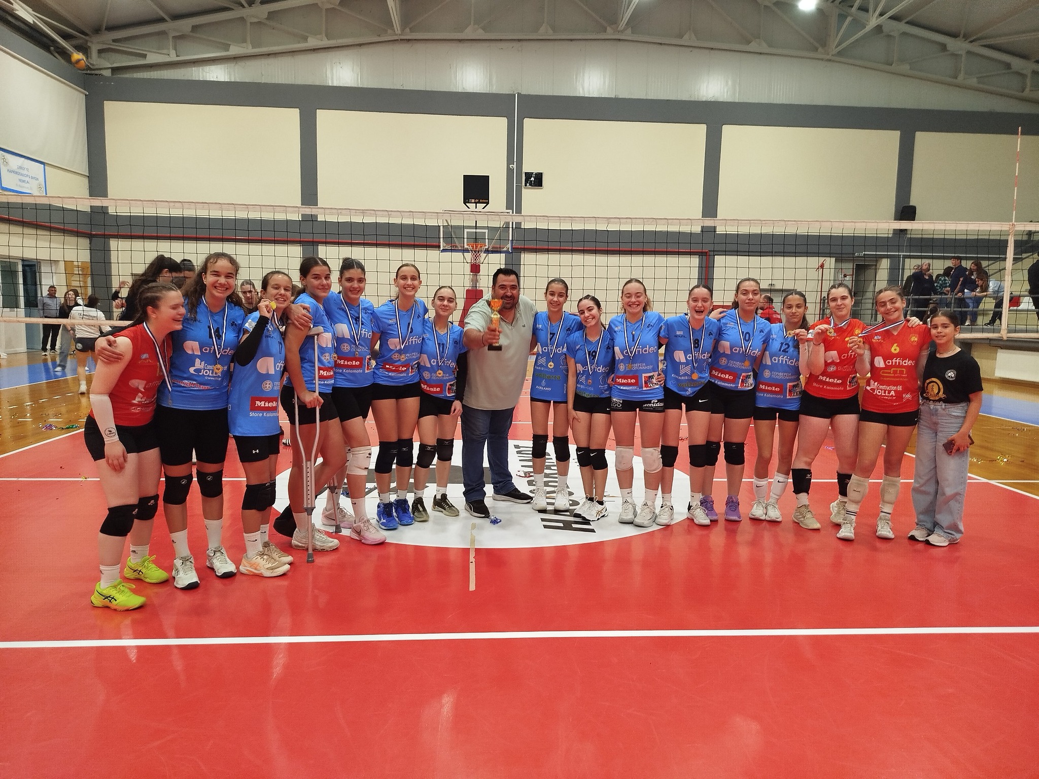 Απόλλων Καλαμάτας: Κοντράρισε Ολυμπιακό και Παναθηναϊκό στο Πανελλήνιο πρωτάθλημα Κ18