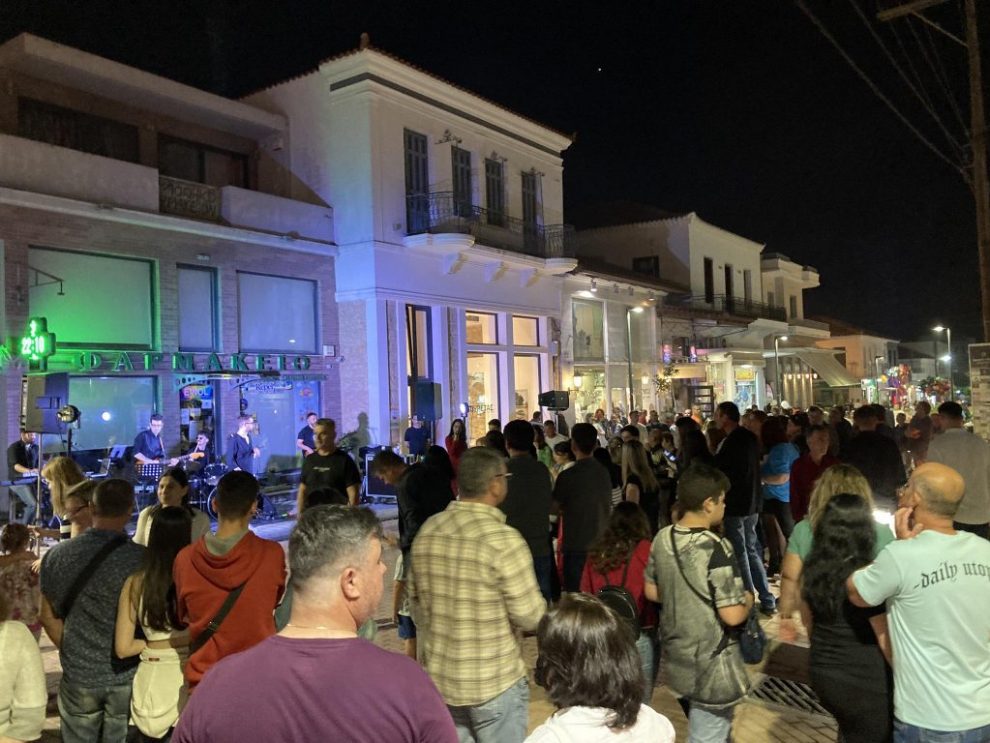 Πλούσιο πρόγραμμα στην  9η Λευκή Νύχτα Κυπαρισσίας